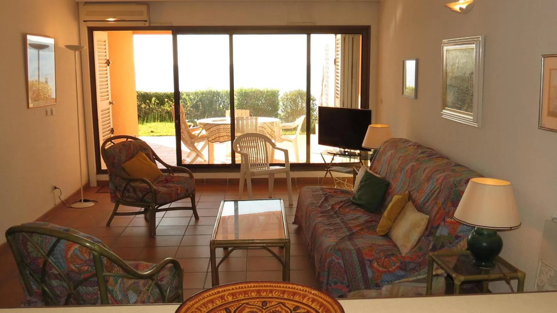 Apartment Appartement 4P Avec Piscine, Garage Et Climatisation A Sainte-Maxime - Fr-1-780-68