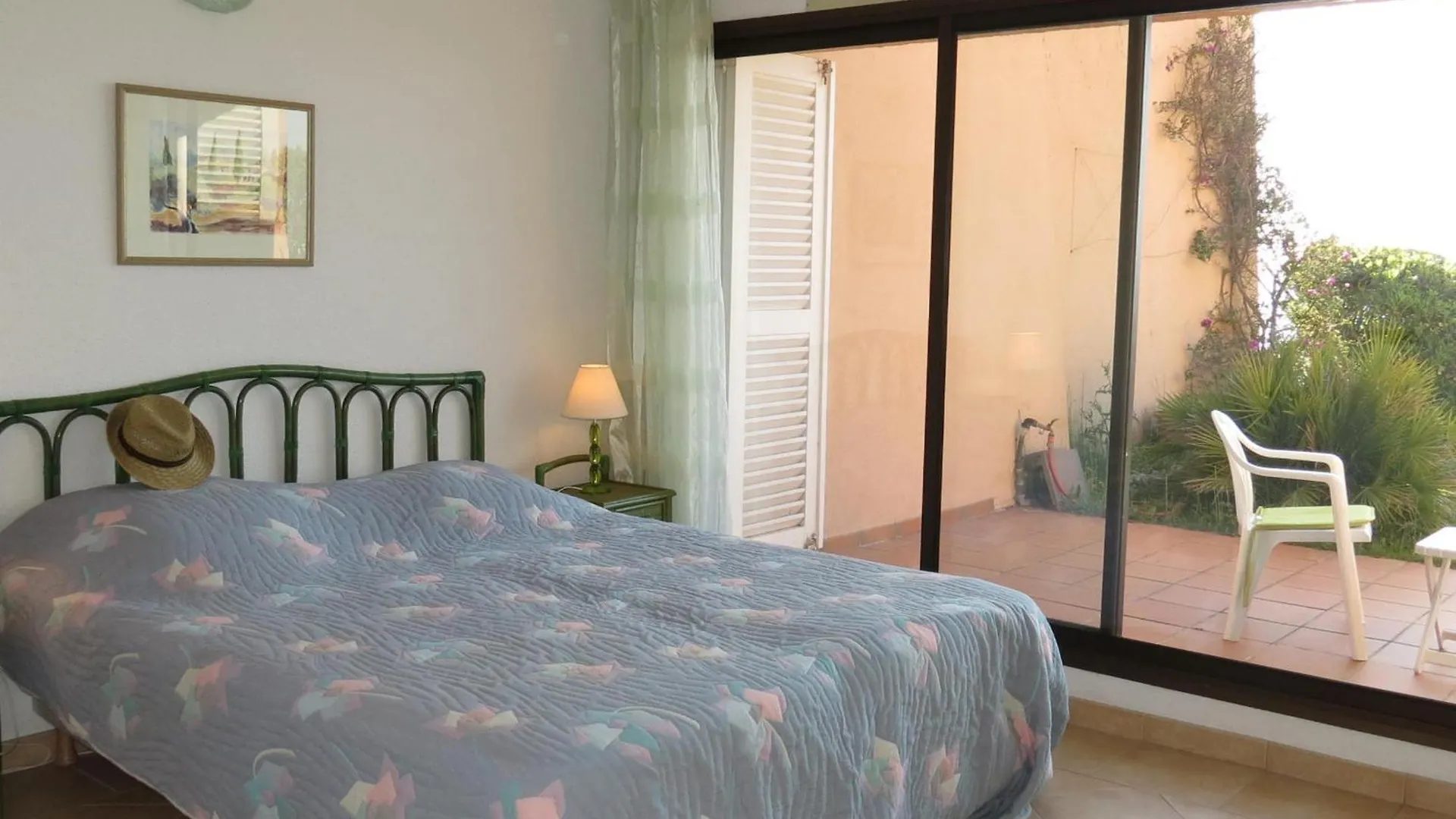 Appartement 4P Avec Piscine, Garage Et Climatisation A Sainte-Maxime - Fr-1-780-68 Apartment