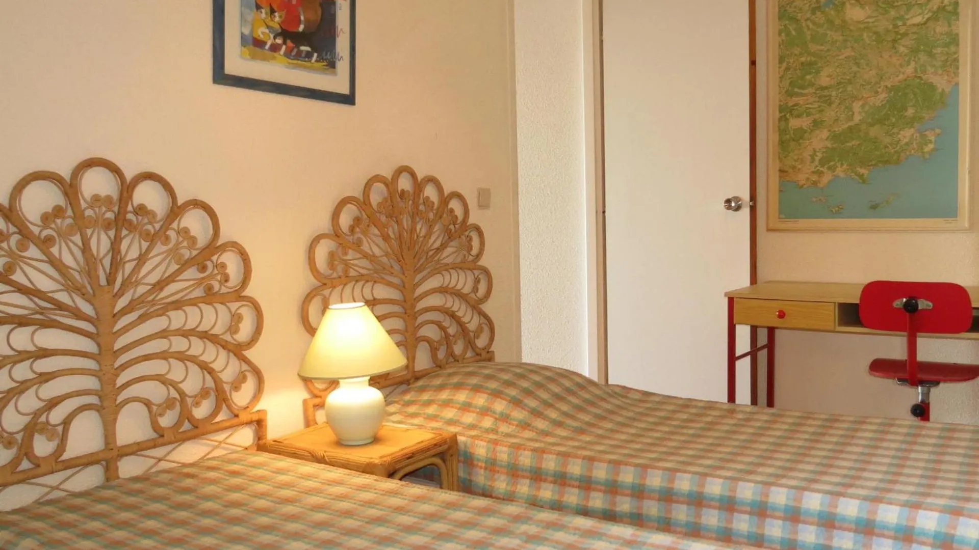 Apartment Appartement 4P Avec Piscine, Garage Et Climatisation A Sainte-Maxime - Fr-1-780-68
